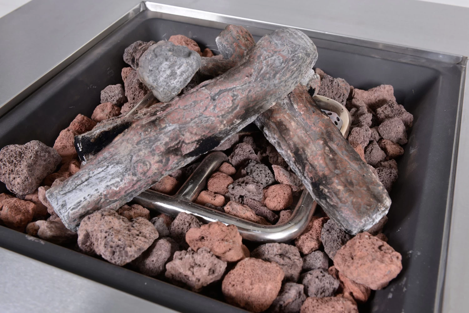 Gartenkamin, Feuerstelle FARO In Farbe Weiss-Matt – Bild 5